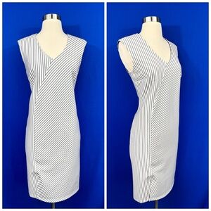 👗NWT🤩 |•CATO•| Striped V-neck Dress Size 6